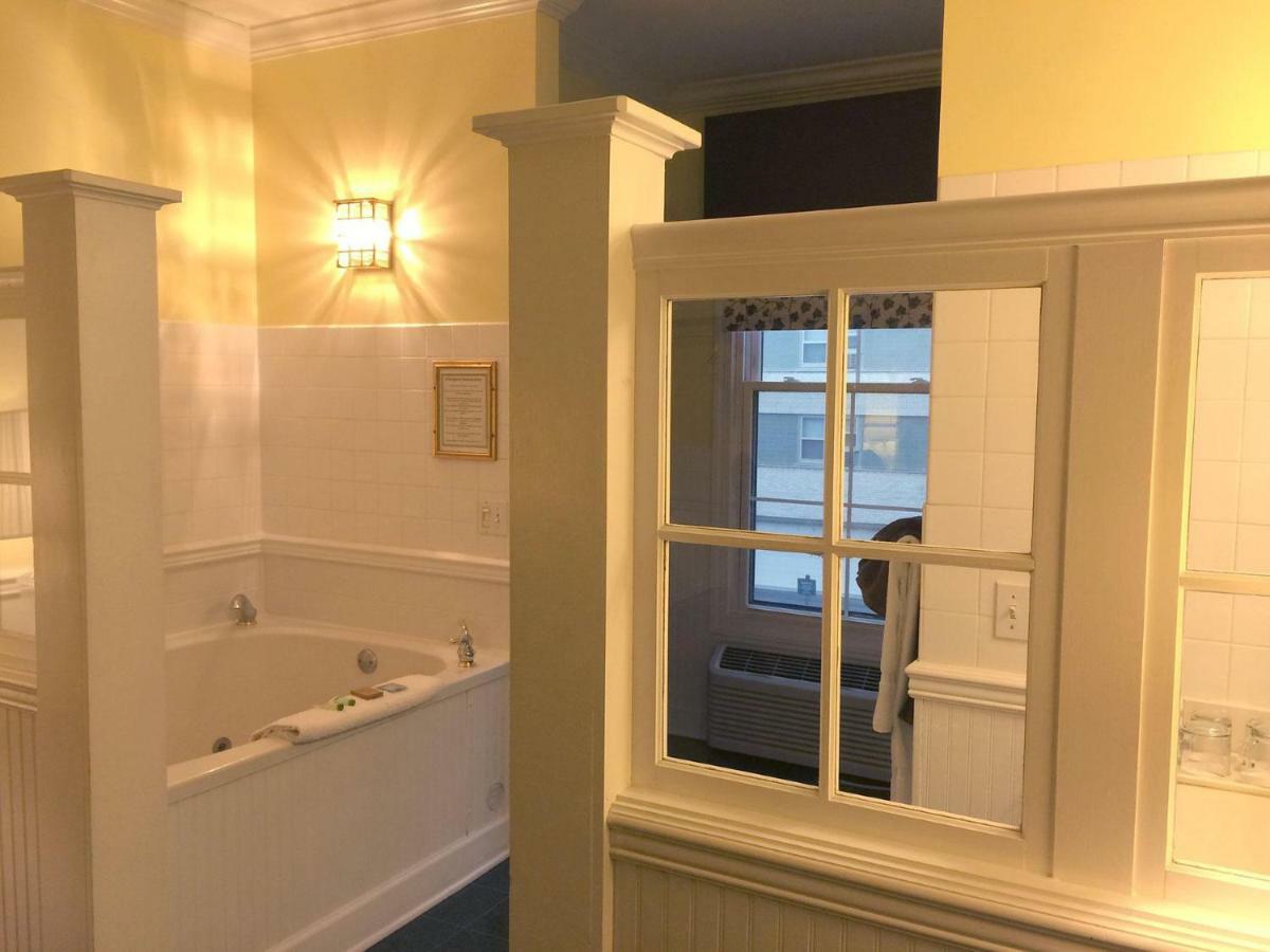 County Clare Inn Milwaukee Habitación foto